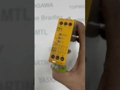 รีเลย์ความปลอดภัยสำหรับหยุดฉุกเฉิน PILZ PNOZ X1