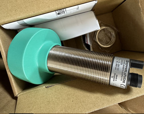 เซนเซอร์อัลตราโซนิกทนทาน P F UC6000-30GM70-2E2R2-V15 พร้อมใบรับรอง ATEX และจำนวนพัลส์สูงสุด 5000