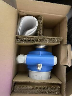 สวิตช์วัดระดับแบบสั่น Endress Hauser FTL50-1DN80/0