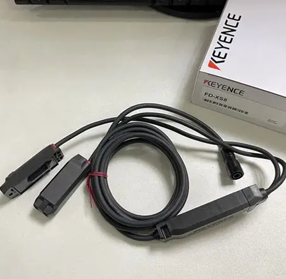 Keyence FD-XS8 Clamp-On หัวเซ็นเซอร์กระแสเหลวขนาดเล็ก