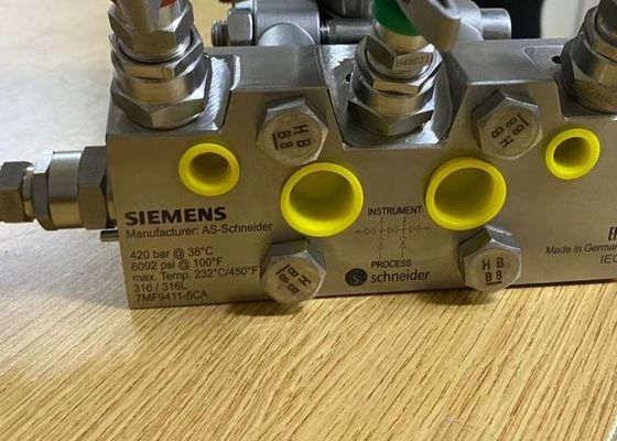 7MF0340-1RL01-5AF2-Z A01+C11+E00+H02+U04 เครื่องส่ง SIEMENS เครื่องส่งแรงดันความแตกต่าง SIEMENS