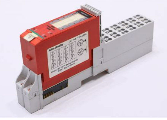 24VDC Allen Bradley 1734-OB8S POINT I/O Safety I/O Module สี่ช่องทางการออกกระแสไฟฟ้า