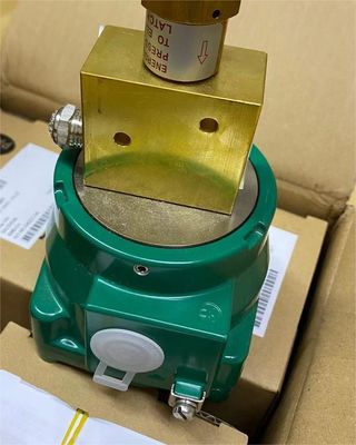 NF8327B231 Emerson ASCO Numatics วาล์วโซเลนอยด์ที่ทํางานโดยตรง 3/2 Un-1/4" Dn8