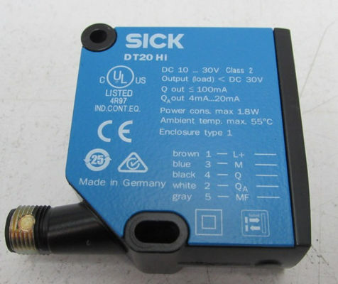 SICK เซ็นเซอร์ระยะทางเลเซอร์ DT20 Hi DT20-P244B 24.3 mm x 72.4 mm x 54.1 mm