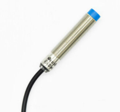 SICK IME18-08NNSZW2S เครื่องตรวจจับความใกล้ชิดแบบอุปสรรค IME ความถี่การสลับ 1000 Hz