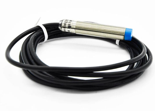 SICK IME18-12NNSZC0S เครื่องตรวจจับความใกล้ชิดแบบอุปสรรค IME ความดันไฟฟ้า 10 V DC - 30 V DC