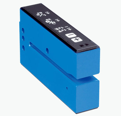 SICK UFN3-70B413 UF Fork Sensors ความลึกของฟอร์ค 69 มิลลิเมตร เวลาเริ่มต้น 100 ms