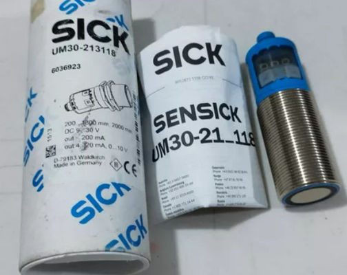 SICK UM30-213118 เครื่องตรวจจับระยะ ultrasonic UM30 ขนาดเส้น M30 X 15