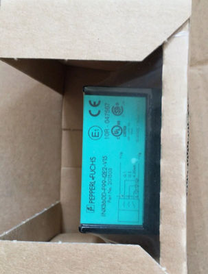 เซนเซอร์ความชันของ Pepperl Fuchs INX360D-F99-I2E2-7M ด้วยวัสดุ PA Housing