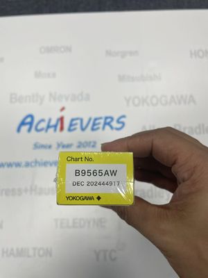 โยโกกาวะ B9565AW GRAPHIC CONTROLS แฟนโพลด์ แผ่นกระดาษสตริป กราฟพร้อมกระเป๋าปรับเสียงเหล็กอัลลูมิเนียม