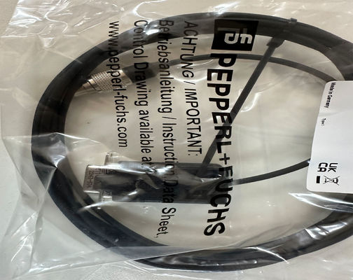 สายเชื่อมต่อ P&F UC-30GM-R2 สำหรับการติดป้ายกำกับที่ด้านหน้าและความถี่อินพุต 0.001 ... 10000 Hz