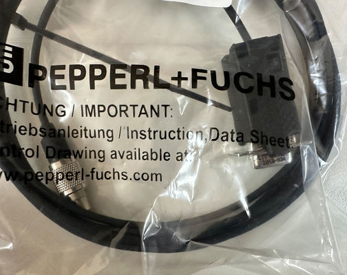 P&F UC-30GM-R2 สายเชื่อมต่อ