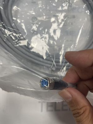 IP20 เทอร์มิเนล EN 60529 SICK YF8U14-050VA3XLEAX สายเคเบิลเซ็นเซอร์ / เครื่องดําเนินการที่มีการบริโภคกระแส 40 mA