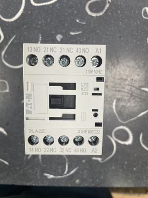 รีเลย์ควบคุม Eaton XTRE10BC22 IEC, ความยาวสายเคเบิล 2.5 ม., การออกแบบสายเคเบิล 4 x 0.17 มม.² เพื่อการควบคุมที่แม่นยำ