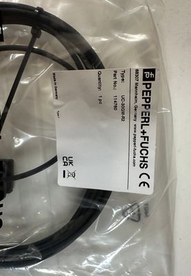 สายเคเบิลอินเตอร์เฟส  UC-30GM-R2 สําหรับเซ็นเซอร์ฉายเสียง