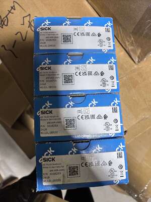 SICK WL12L - 2B520 เครื่องตรวจจับแสงไฟฟ้าที่สะท้อนกลับ