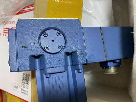 MOOG D691Z2086D วาล์วไฟฟ้าไฮดรอลิก