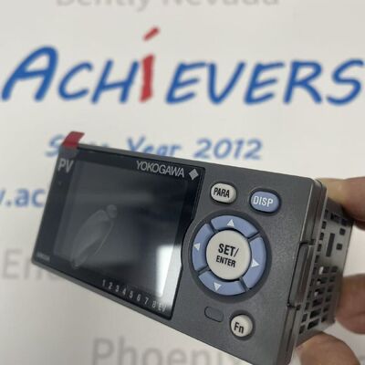 YOKOGAWA UM33A-000-11LP ตัวชี้วัดดิจิตอลอุตสาหกรรมที่มีประสิทธิภาพสูง