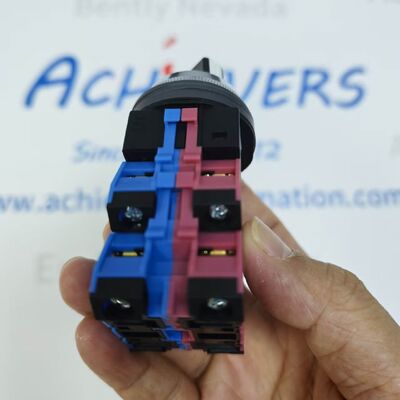 โมดูลสวิทช์ของหน่วยควบคุม IDEC HW-U10