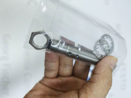 BALLUFF BCS M12T4D2-PSM40C-S04G เครื่องตรวจจับความใกล้ชิดขนาดจุ