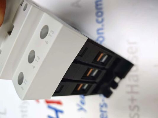 เบรกเกอร์ป้องกันมอเตอร์ EATON PKZM4-58