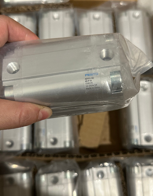 กระบอก Festo Compact ADVU-32-40-P-A